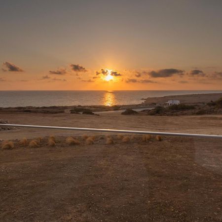 Anemelia Villas Kárpatos Exterior foto